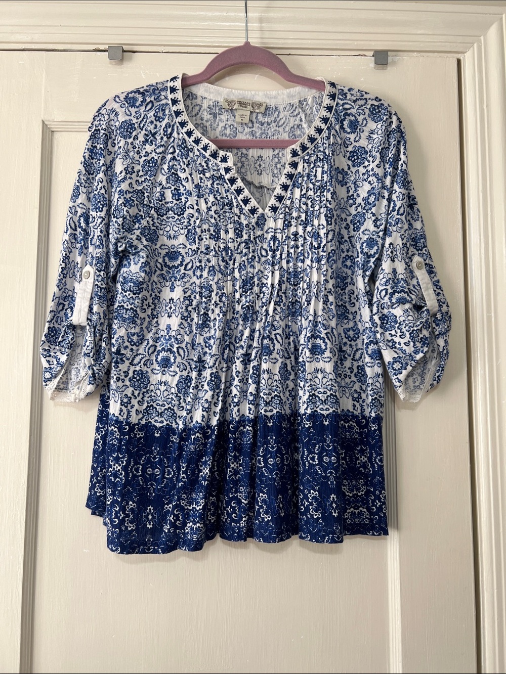 Vintage America Blue & White Floral Pintuck Tunic